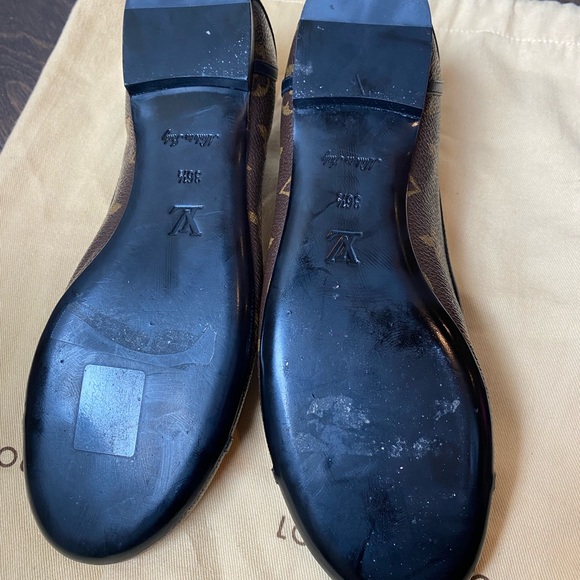 Authentic Louis Vuitton Monogram Flats - Picture 3 of 5